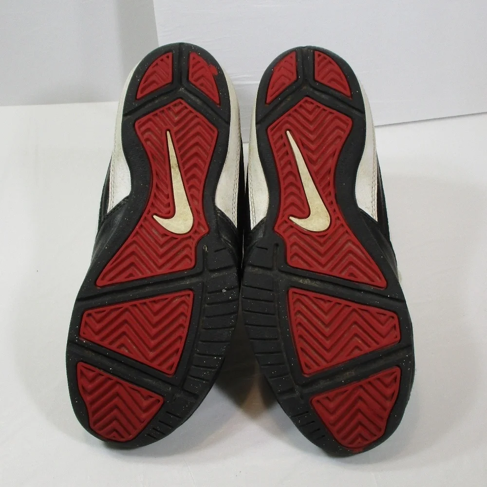 NIKE Tennis shoes Size 3Y